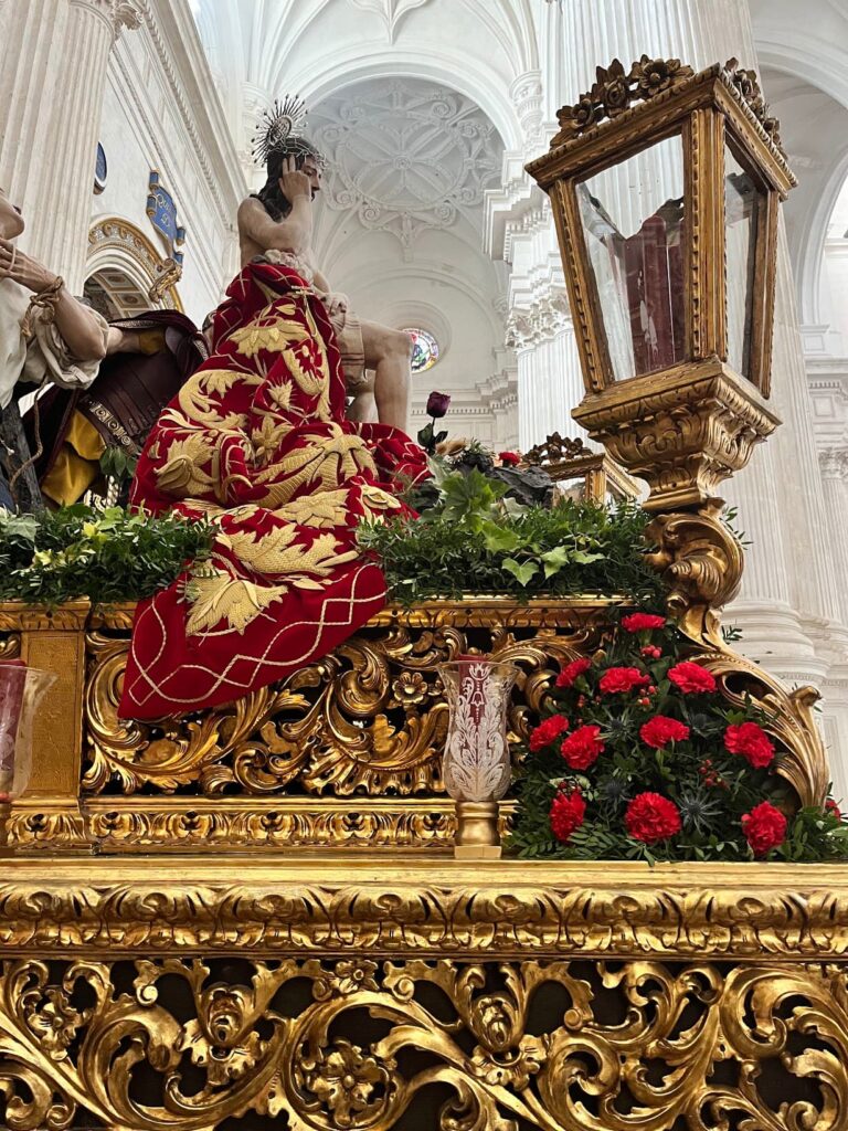 Paso installé dans la Cathédrale de Grenade